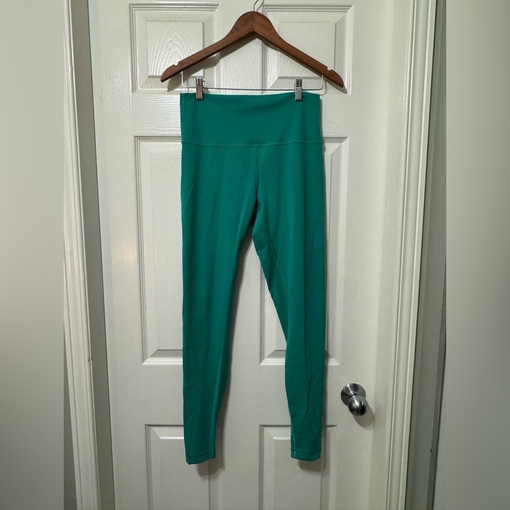 Lululemon wunder train high rise tight size 10 vvguc*flaw